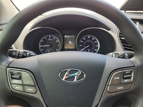 Used 2018 Hyundai Santa Fe Sport w/ 2.4L Value Package 02 image 18