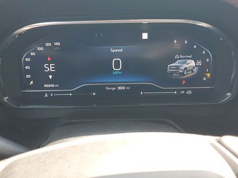 Certified 2022 Chevrolet Suburban RST w/ Luxury Package AWD/4WD image 20