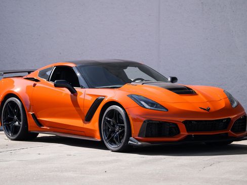 Used 2019 Chevrolet Corvette ZR1 image 2