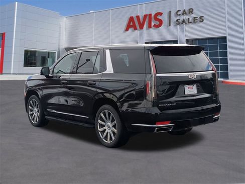 Used 2023 Cadillac Escalade Premium Luxury Platinum image 3
