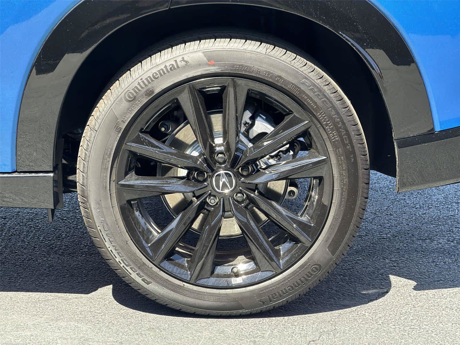 New 2026 Acura ADX A-Spec w/ Advance Package AWD/4WD image 9