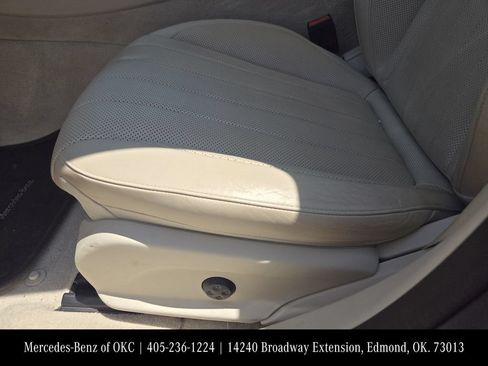 Used 2018 Mercedes-Benz E 300 4MATIC image 19