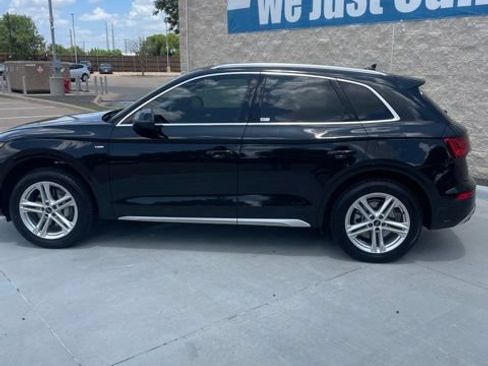 Used 2024 Audi Q5 e Premium Plus AWD/4WD image 9