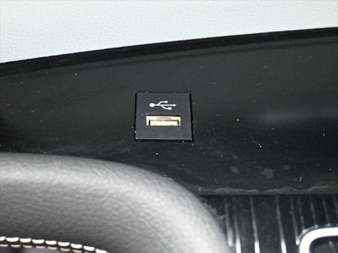 Certified 2025 Toyota Sienna XSE w/ XSE Plus Package AWD/4WD image 27