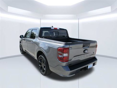 Used 2025 Ford Maverick Lobo AWD/4WD image 5