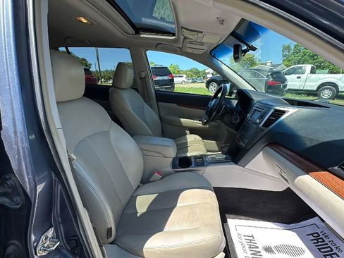 Used 2014 Subaru Outback 2.5i Limited w/ Moonroof Package AWD/4WD image 15
