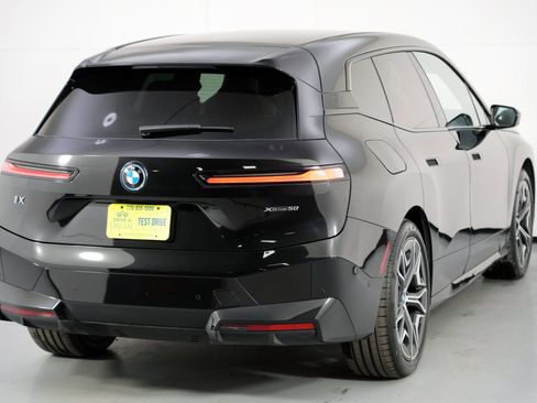 Used 2022 BMW iX xDrive50 w/ Premium Package image 55