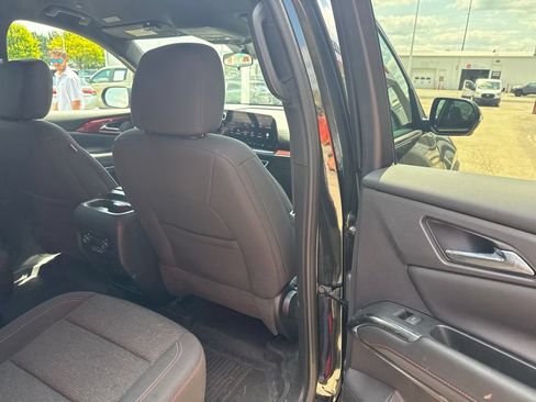 Used 2024 Chevrolet Traverse Z71 w/ LPO, Floor Liner Package AWD/4WD image 19