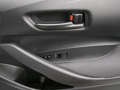 Used 2025 Toyota Corolla LE FWD image 26