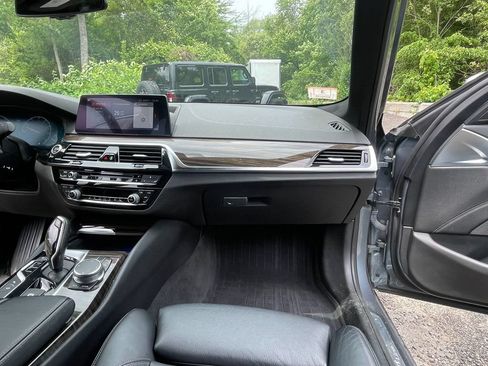 Used 2019 BMW 540i xDrive w/ Premium Package AWD/4WD image 29