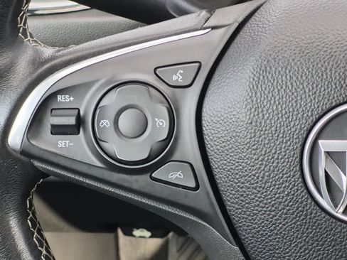 Used 2018 Buick Regal Preferred FWD image 23