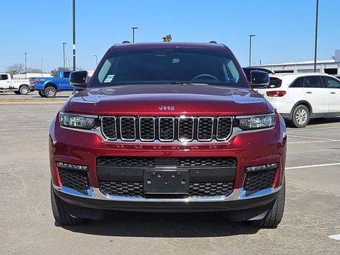 Used 2024 Jeep Grand Cherokee L Limited image 2