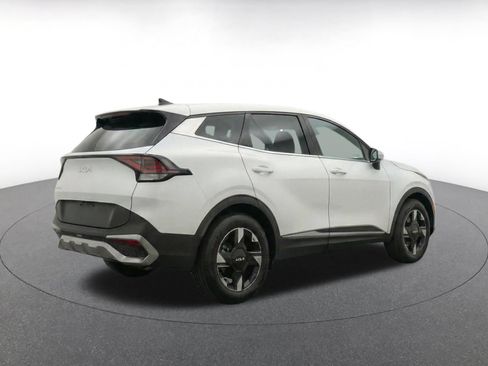 Used 2026 Kia Sportage LX FWD image 7