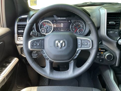Used 2025 RAM 1500 Big Horn AWD/4WD image 17