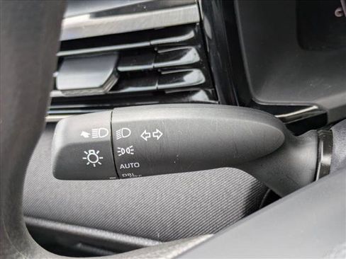 Used 2025 Toyota Camry LE image 15