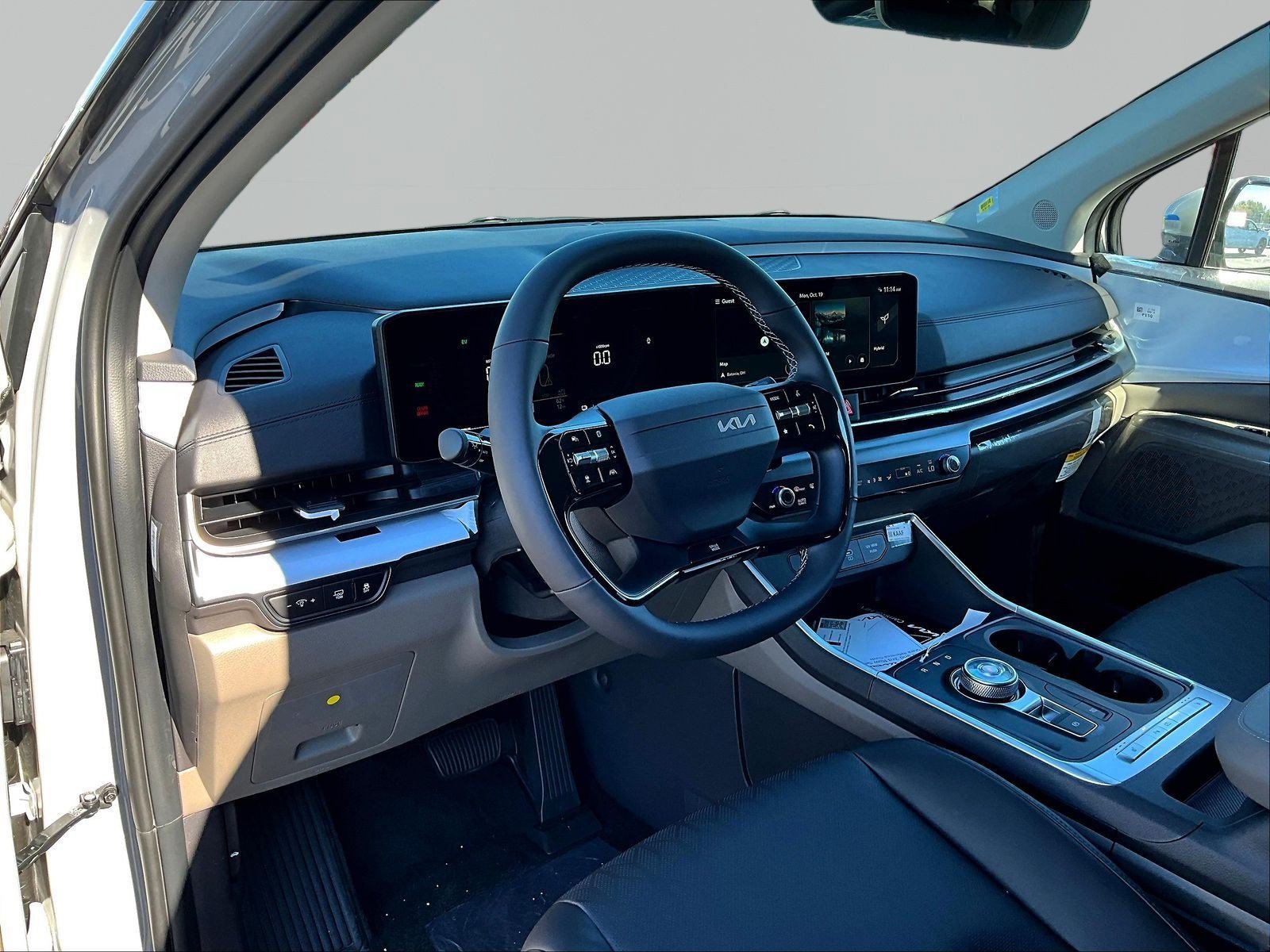 New 2027 Kia Carnival LXS FWD image 15