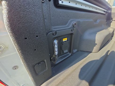 Used 2025 Ford Maverick Lariat w/ 4K Tow Package image 10