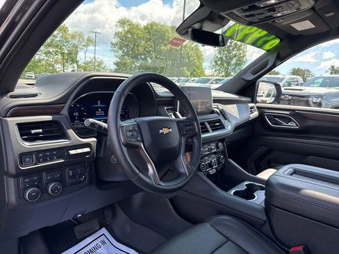 Used 2024 Chevrolet Tahoe High Country w/ Premium Package AWD/4WD image 22