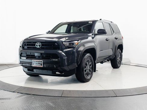 Certified 2025 Toyota 4Runner SR5 AWD/4WD image 3