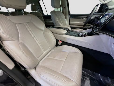 Used 2022 Jeep Wagoneer Series I w/ Convenience Group I image 16