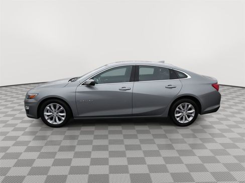 Used 2024 Chevrolet Malibu LT image 17