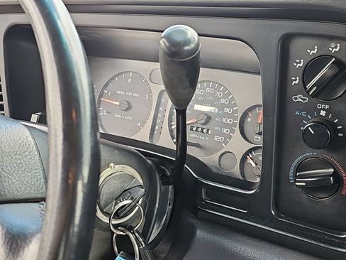 Used 1997 Dodge Ram 2500 Truck 4x4 Club Cab image 13