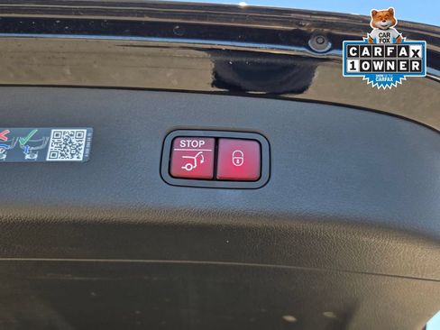 Used 2024 Mercedes-Benz GLC 300 w/ AMG Line image 31