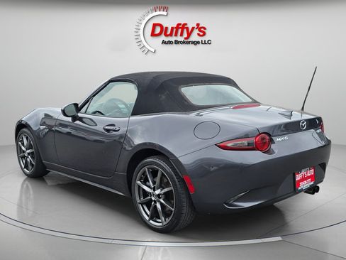 Used 2016 MAZDA MX-5 Miata Grand Touring RWD image 23