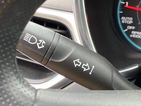 Used 2019 Chevrolet Equinox LS w/ LS Convenience Package image 20