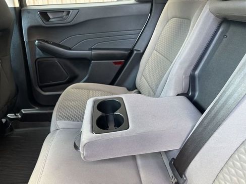 Used 2022 Ford Escape SE w/ Convenience Package image 28