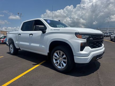 New 2026 Chevrolet Silverado 1500 Custom AWD/4WD image 8