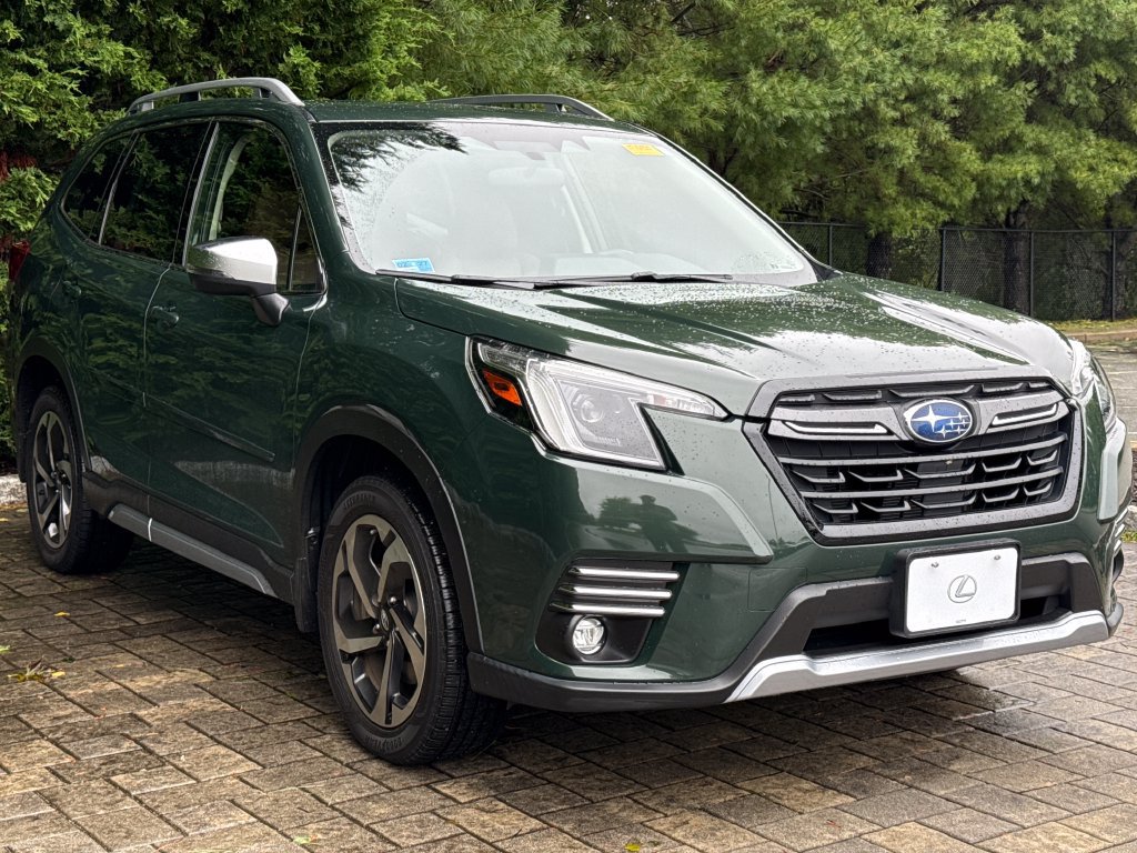 Used 2023 Subaru Forester Touring AWD/4WD image 3