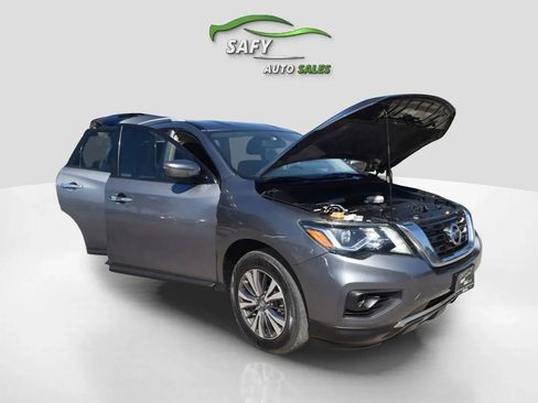 Used 2020 Nissan Pathfinder SV image 21