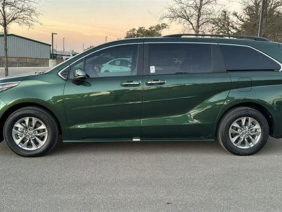 New 2026 Toyota Sienna XLE