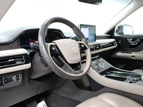 Used 2022 Lincoln Aviator Reserve w/ Elements Package Plus image 24