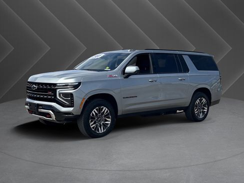 Certified 2025 Chevrolet Suburban Z71 AWD/4WD image 35