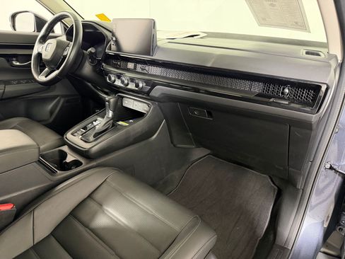 Used 2025 Honda CR-V EX-L image 26