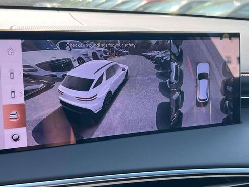 New 2026 Genesis GV70 2.5T Sport Prestige AWD/4WD image 15