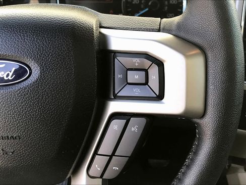 Used 2020 Ford F150 Lariat w/ Equipment Group 502A Luxury image 24