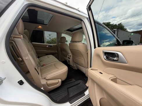 Used 2017 Nissan Pathfinder SL w/ SL Premium Package AWD/4WD image 30
