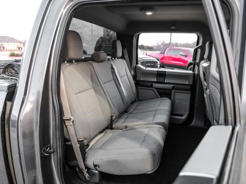 Used 2019 Ford F150 XLT image 37