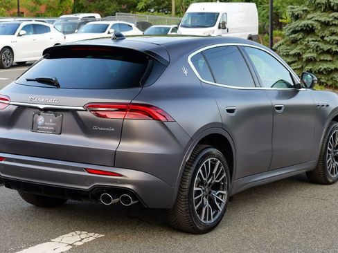 Used 2025 Maserati Grecale GT AWD/4WD image 7
