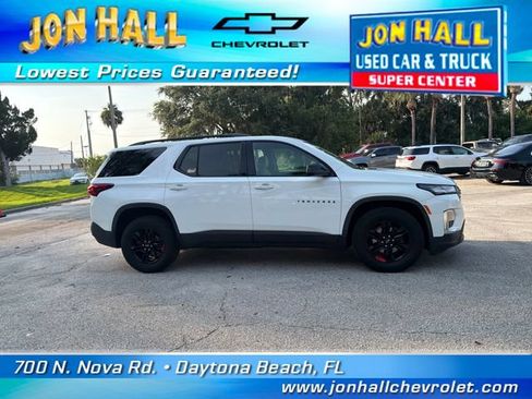 Used 2022 Chevrolet Traverse LS w/ Midnight/Sport Edition FWD image 12