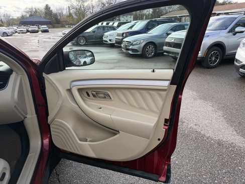 Used 2015 Ford Taurus SEL w/ Equipment Group 201A image 21