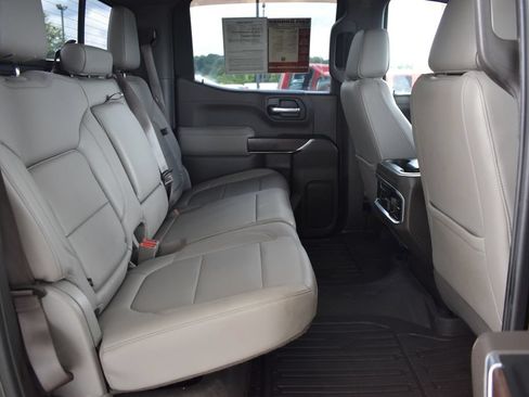 Used 2019 GMC Sierra 1500 SLT w/ SLT Premium Plus Package AWD/4WD image 16
