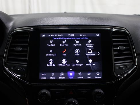 Used 2022 Jeep Grand Cherokee Laredo X AWD/4WD image 14