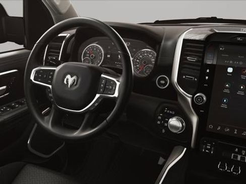 New 2026 RAM 1500 Laramie AWD/4WD image 29