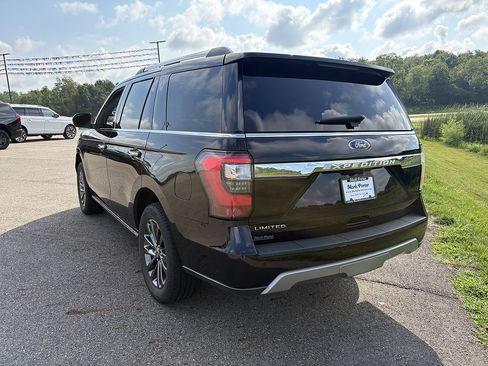 Used 2021 Ford Expedition Limited AWD/4WD image 3
