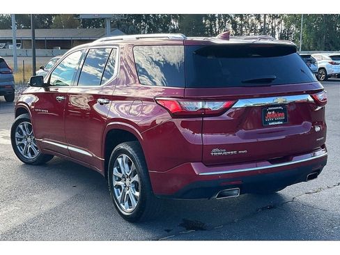 Used 2019 Chevrolet Traverse Premier image 12