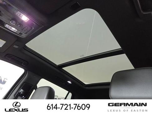 Used 2023 Chevrolet Tahoe RST image 33